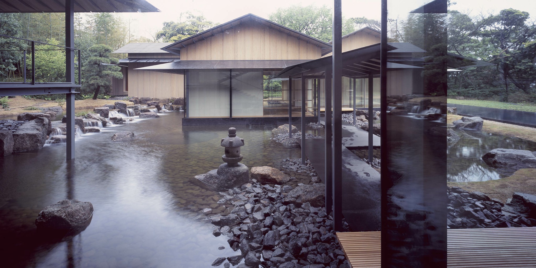 Erieta Attali: Η Ελληνοισραηλινή φωτογράφος τοπίων, μνημείων και κτιρίων ακτινοβολεί διεθνώς