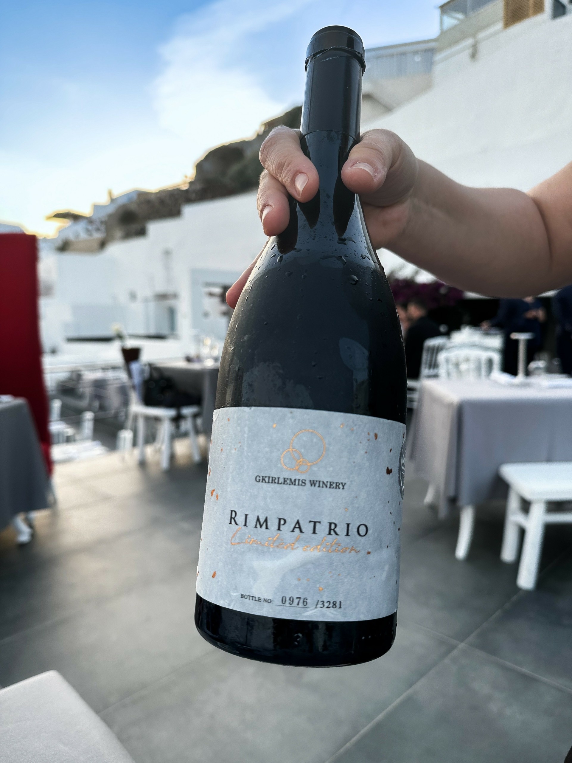 Lauda στη Σαντορίνη: Ενα επικό μενού σε μία από τις κορυφαίες γαστρονομικές εμπειρίες στην Ελλάδα