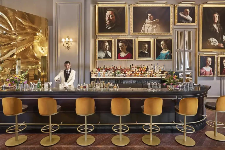 Τα μυστικά της Royal Suite στον πυργίσκο του ξενοδοχείου Ritz στη Μαδρίτη