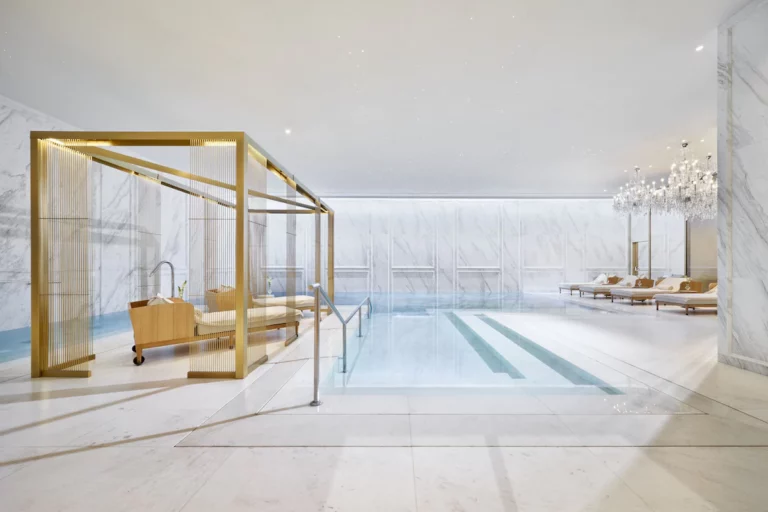 Τα μυστικά της Royal Suite στον πυργίσκο του ξενοδοχείου Ritz στη Μαδρίτη