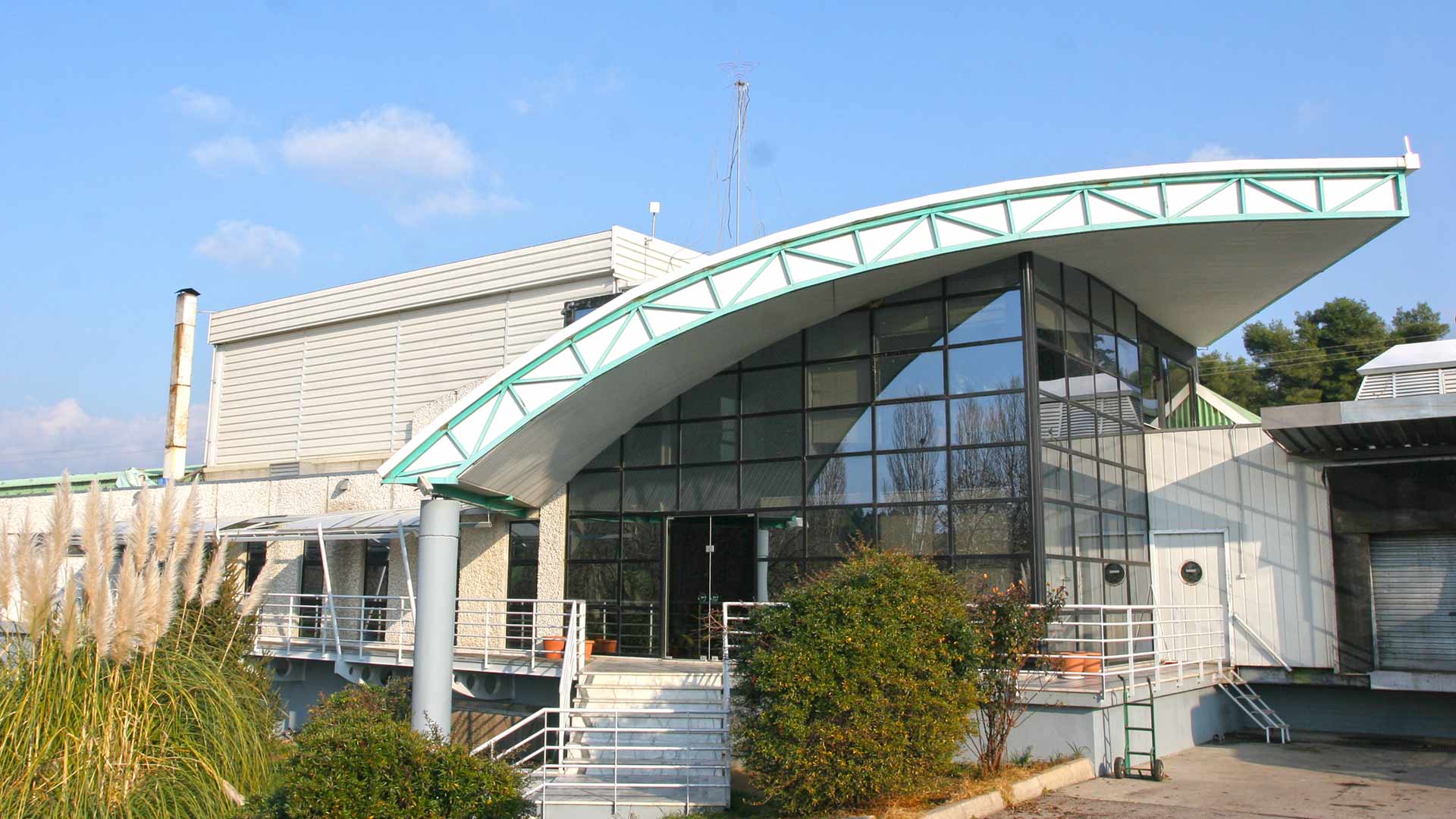 Αγγελάκης Α.Ε.: Ενισχύει την ομάδα της με τρία νέα στελέχη (pics)