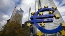 Bloomberg: Η ΕΚΤ ετοιμάζεται να ανάψει πράσινο φως στις ελληνικές τράπεζες για το πρώτο μέρισμα από το 2008