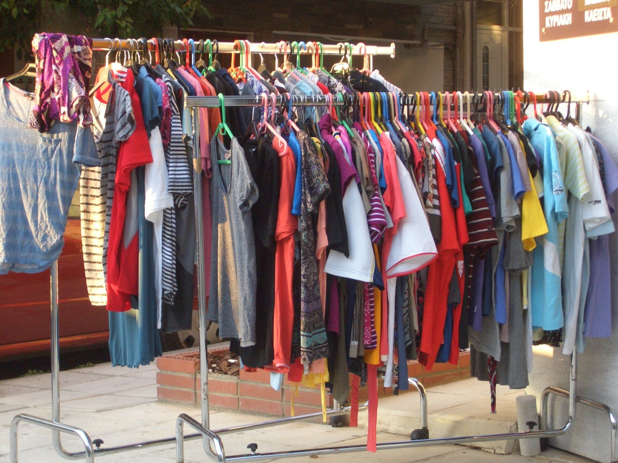 Πώς κινήθηκε η αγορά ένδυσης το α’ τετράμηνο του 2023