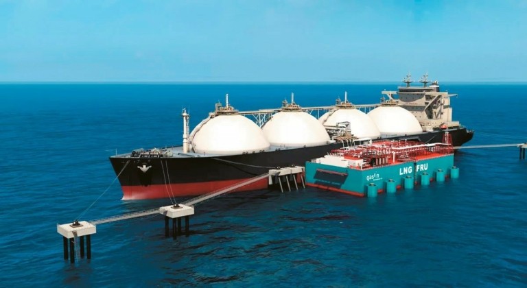 ΔΕΣΦΑ: Βαθαίνει η κόντρα με την Motor Oil και τον πλωτό σταθμό LNG στους Αγίους Θεοδώρους