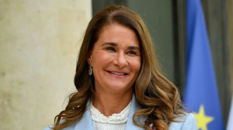 Μελίντα Γκέιτς: Καλεί σε δράση για το παγκόσμιο χρέος