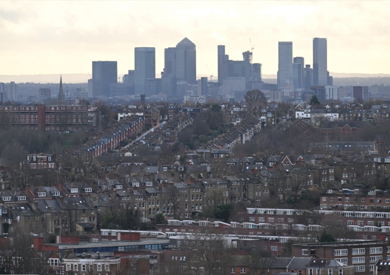 Goldman Sachs: Σε πτώση η αξία των γραφείων στο Λονδίνο