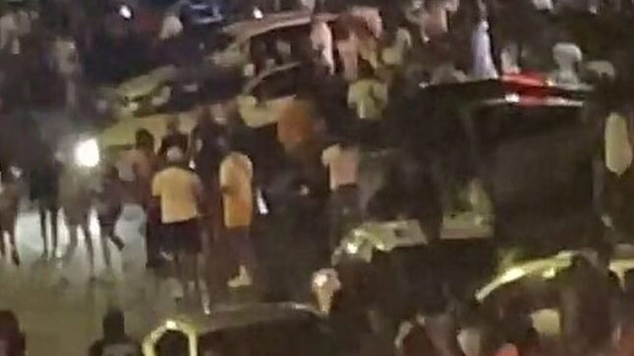 Πυροβολισμοί σε εμπορικό κέντρο στο Ιλινόις – Πληροφορίες για νεκρούς