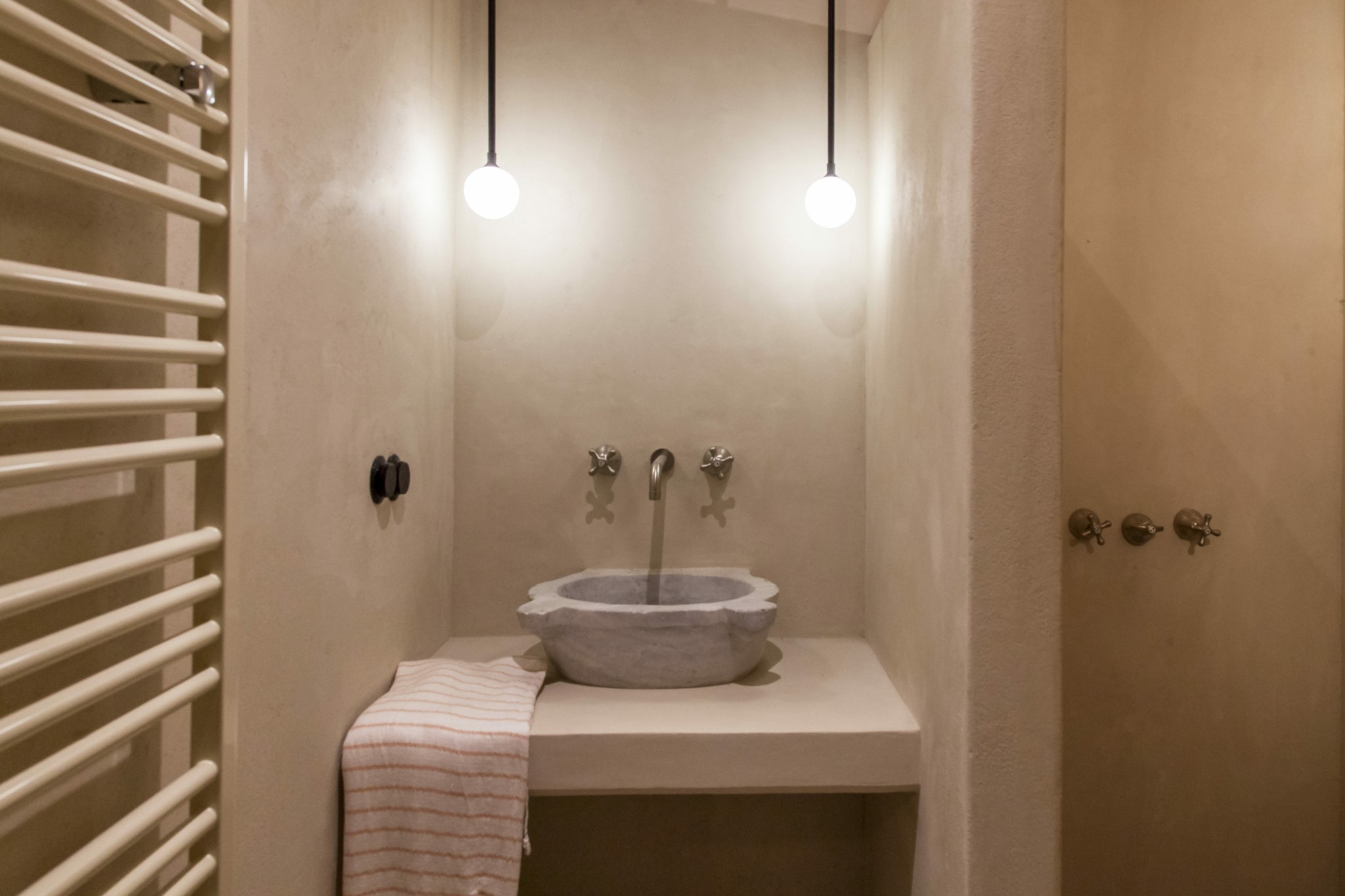 5 εντυπωσιακές βίλες προς ενοικίαση στην Λευκάδα – Μέσα στο πράσινο με θέα στο γαλάζιο του Ιονίου