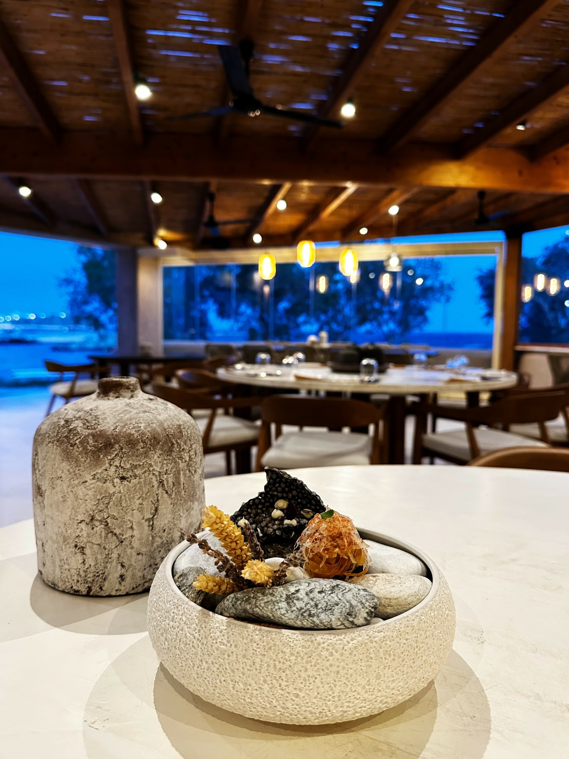 Kalopsía – Δοκιμάζουμε το νέο μενού του εστιατορίου της Τήνου που κάνει τη διαφορά