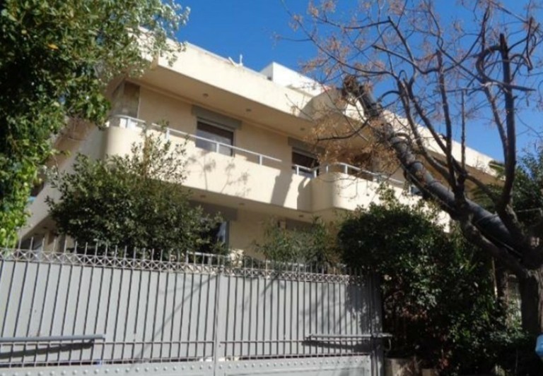 Ηλίας Λιβάνης: Βγαίνει ξανά στο σφυρί το ακίνητο του εκδότη στη Φιλοθέη