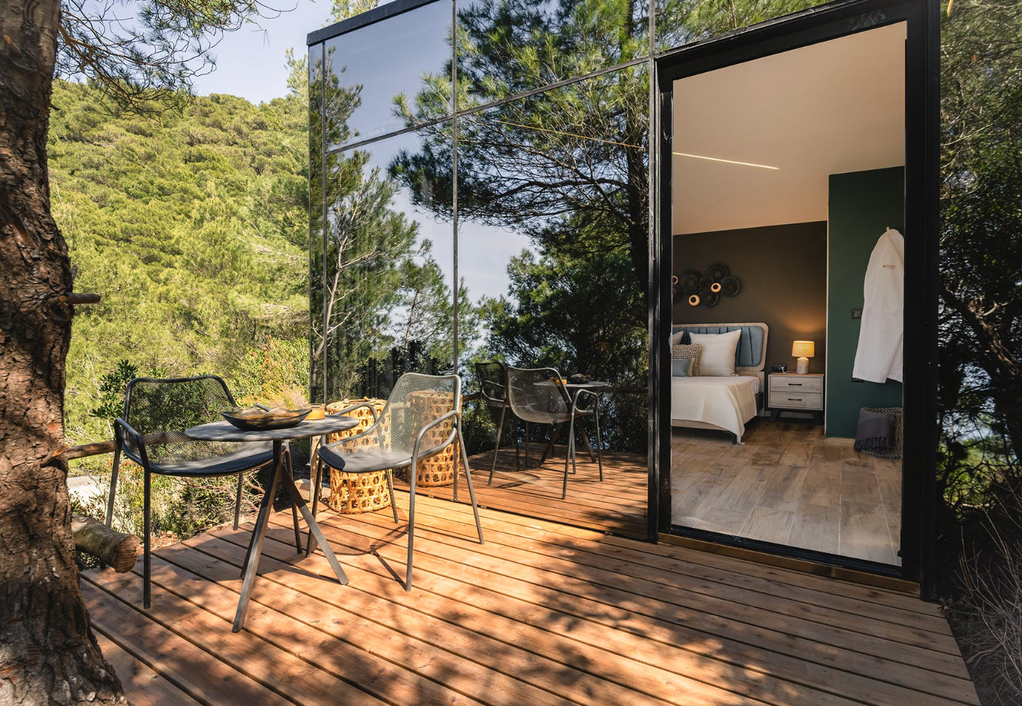 5 εντυπωσιακές βίλες προς ενοικίαση στην Λευκάδα – Μέσα στο πράσινο με θέα στο γαλάζιο του Ιονίου