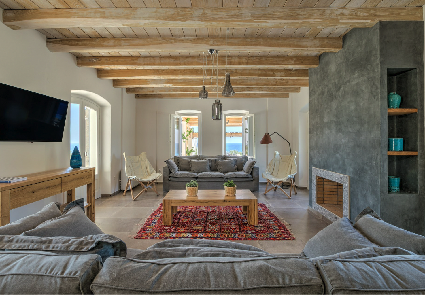 5 εντυπωσιακές βίλες προς ενοικίαση στην Λευκάδα – Μέσα στο πράσινο με θέα στο γαλάζιο του Ιονίου