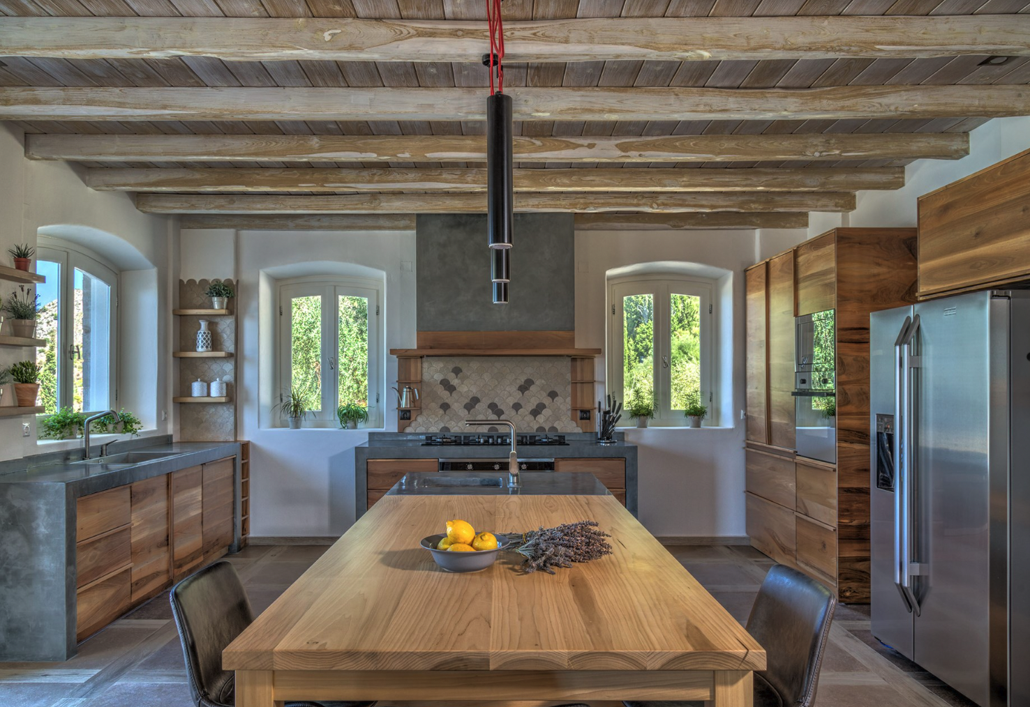 5 εντυπωσιακές βίλες προς ενοικίαση στην Λευκάδα – Μέσα στο πράσινο με θέα στο γαλάζιο του Ιονίου