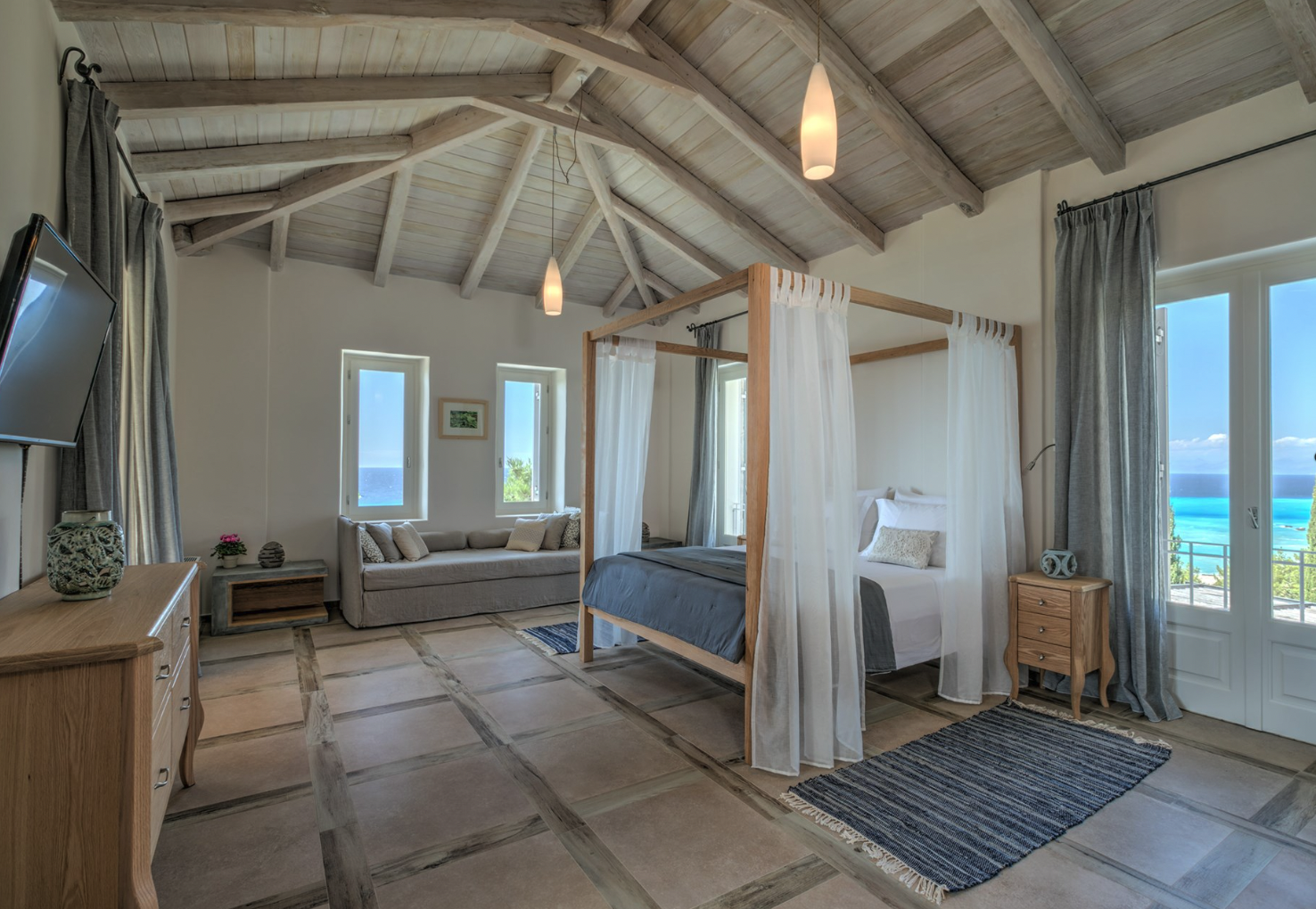 5 εντυπωσιακές βίλες προς ενοικίαση στην Λευκάδα – Μέσα στο πράσινο με θέα στο γαλάζιο του Ιονίου