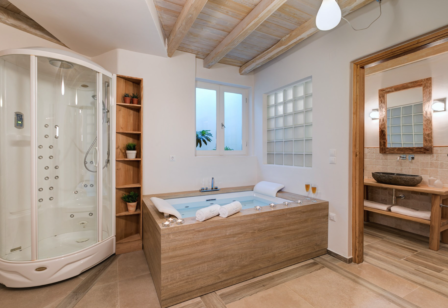 5 εντυπωσιακές βίλες προς ενοικίαση στην Λευκάδα – Μέσα στο πράσινο με θέα στο γαλάζιο του Ιονίου