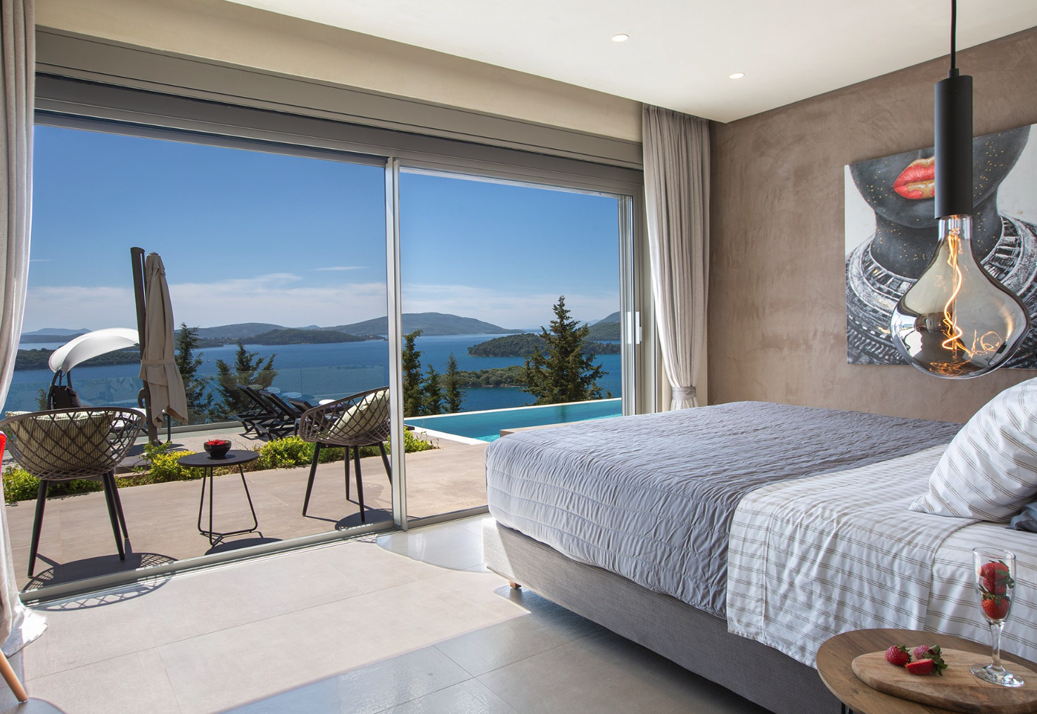 5 εντυπωσιακές βίλες προς ενοικίαση στην Λευκάδα – Μέσα στο πράσινο με θέα στο γαλάζιο του Ιονίου