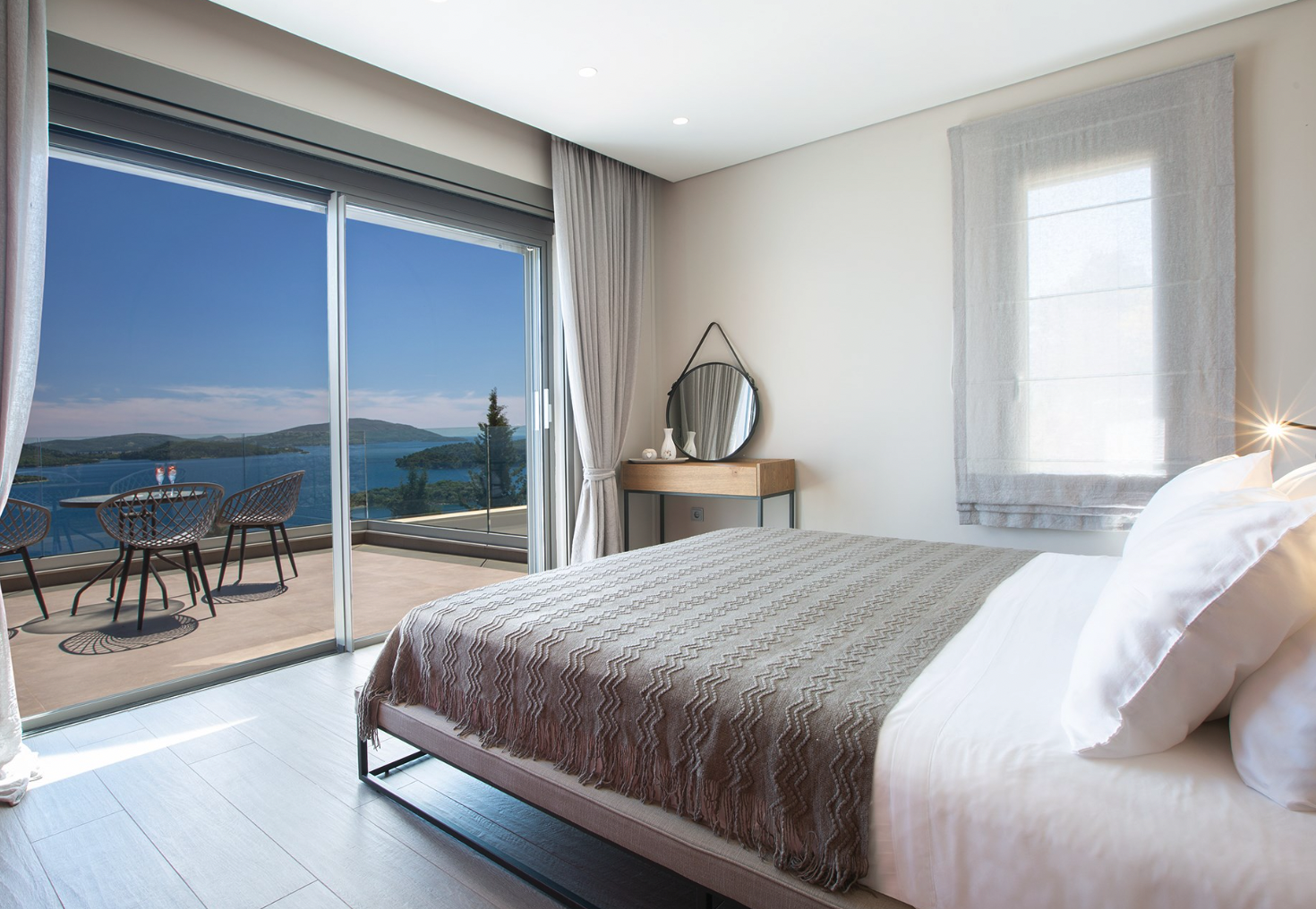 5 εντυπωσιακές βίλες προς ενοικίαση στην Λευκάδα – Μέσα στο πράσινο με θέα στο γαλάζιο του Ιονίου