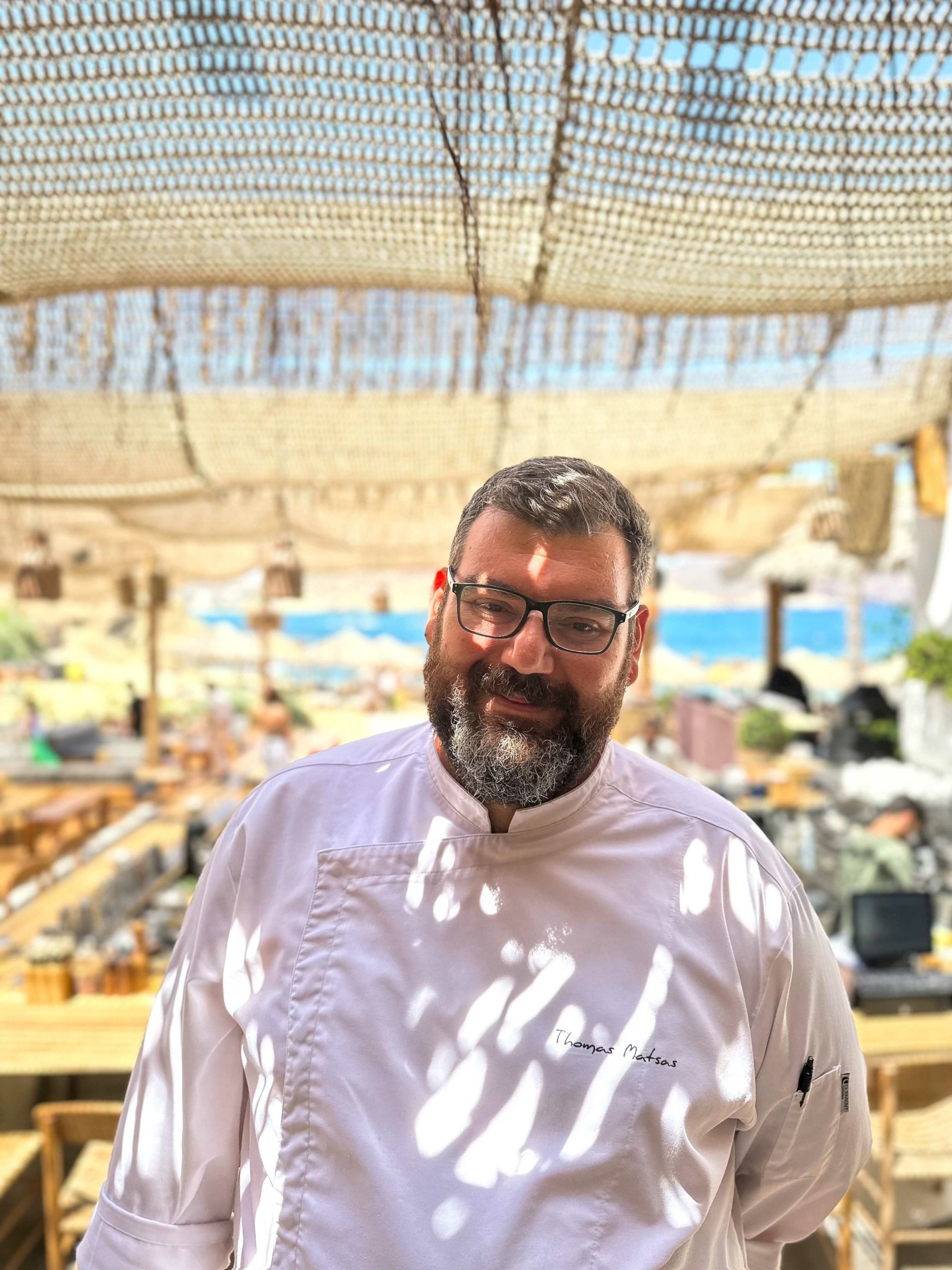 Alemagou – Δοκιμάζουμε το μενού στο αισθησιακό beach club της Φτελιάς στη Μύκονο