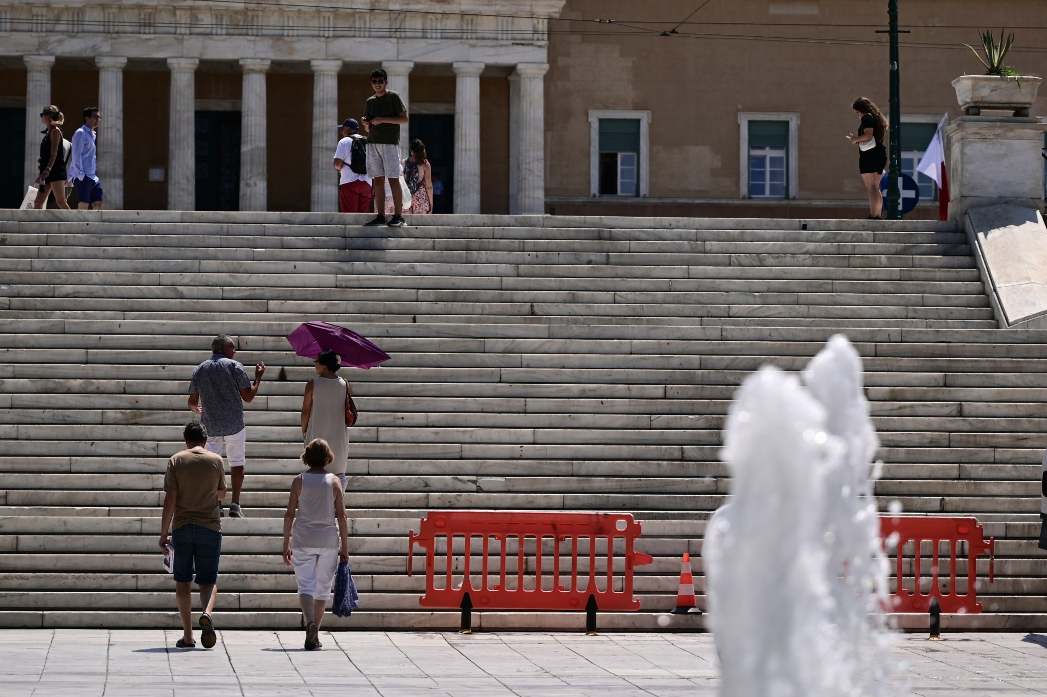 ΥΠΕΝ: Στο φουλ οι μηχανές παραγωγής ηλεκτρικής ενέργειας για τον καύσωνα Κλέων
