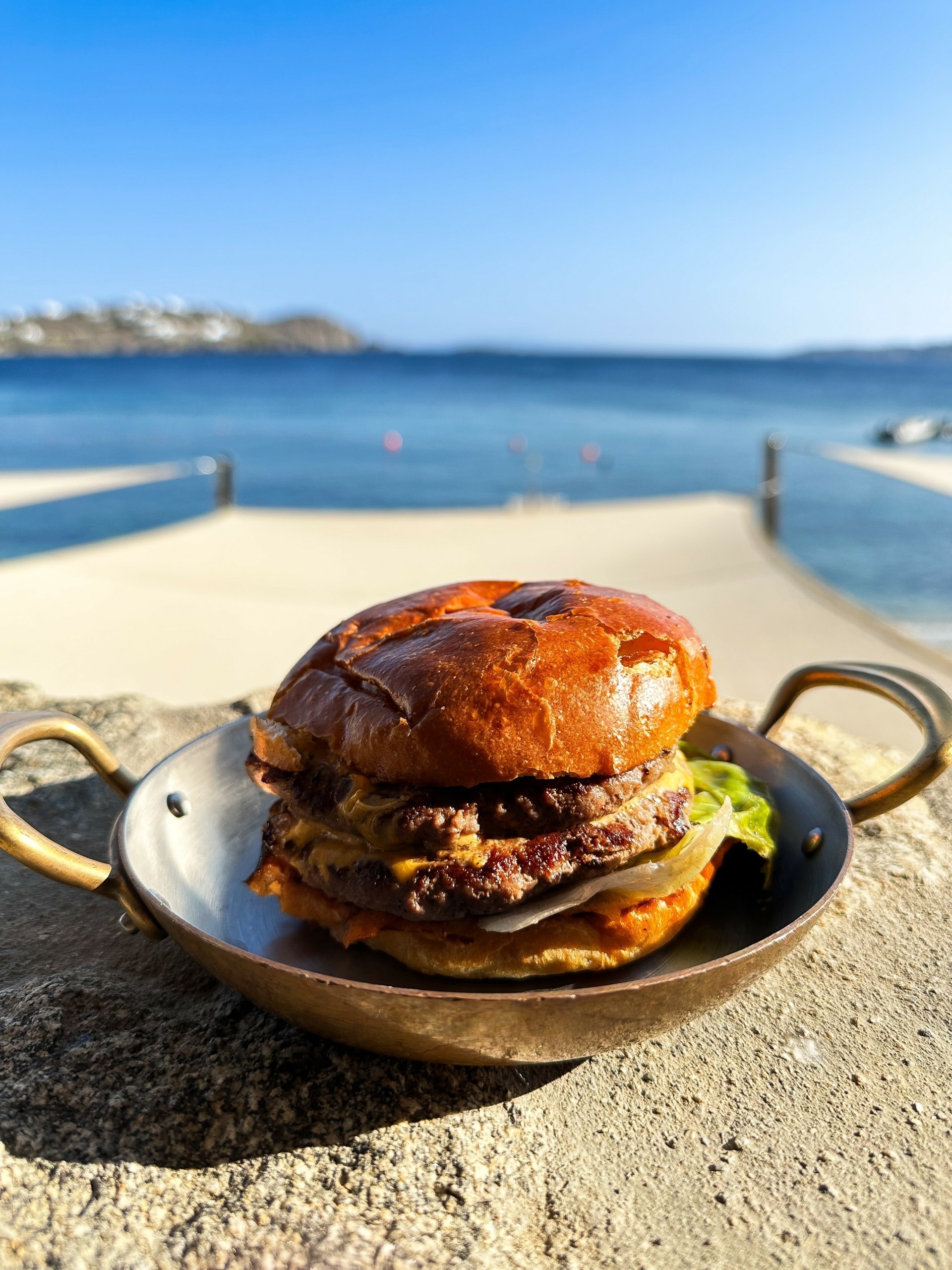 Beefbar – Το κορυφαίο street και comfort food στη Μύκονο