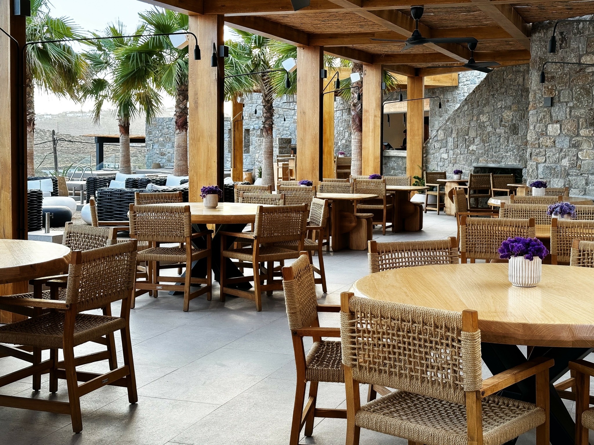 Comus: Fine dining σύγχρονης ελληνικής κουζίνας στη Μύκονο