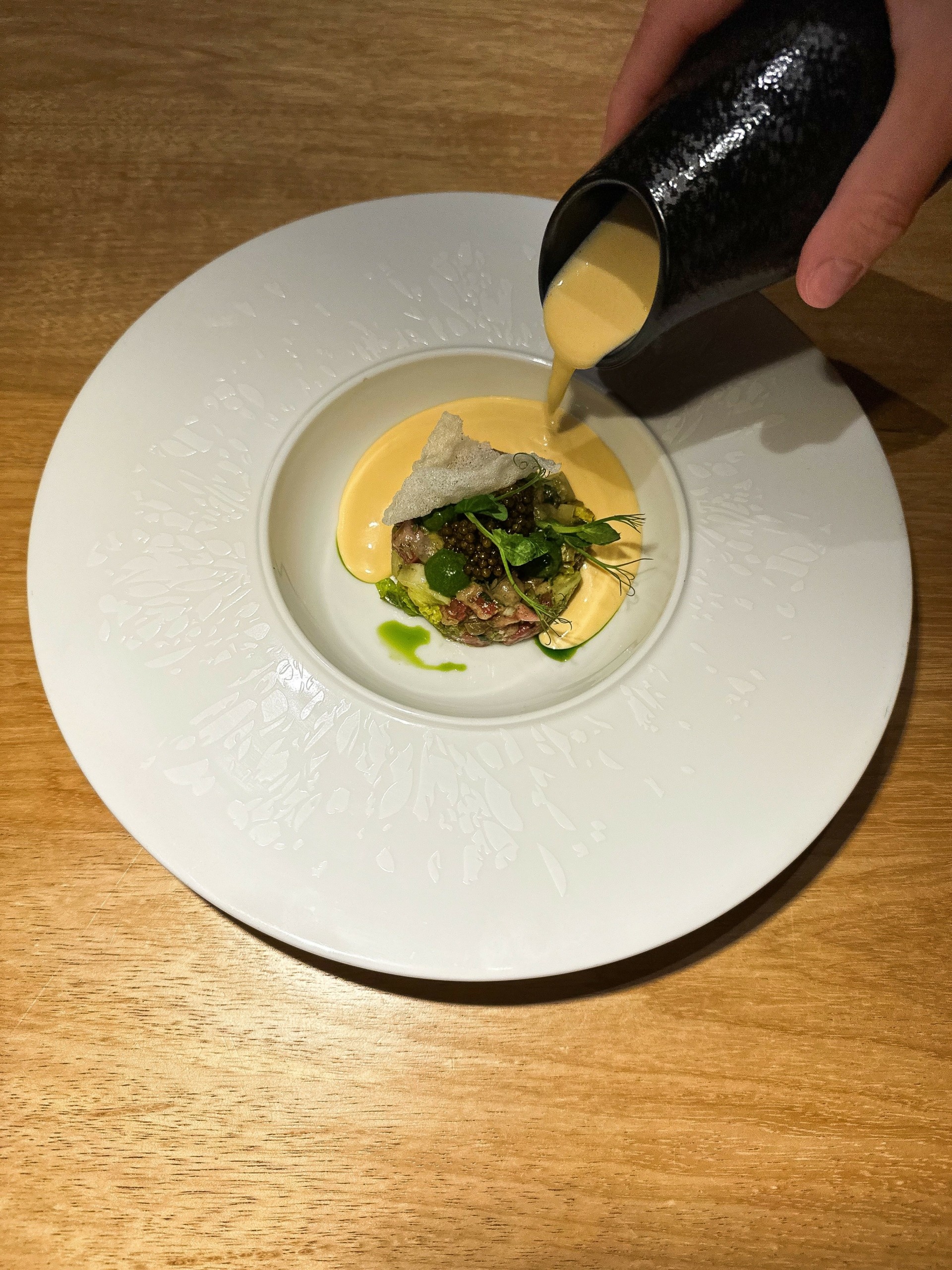 Comus: Fine dining σύγχρονης ελληνικής κουζίνας στη Μύκονο