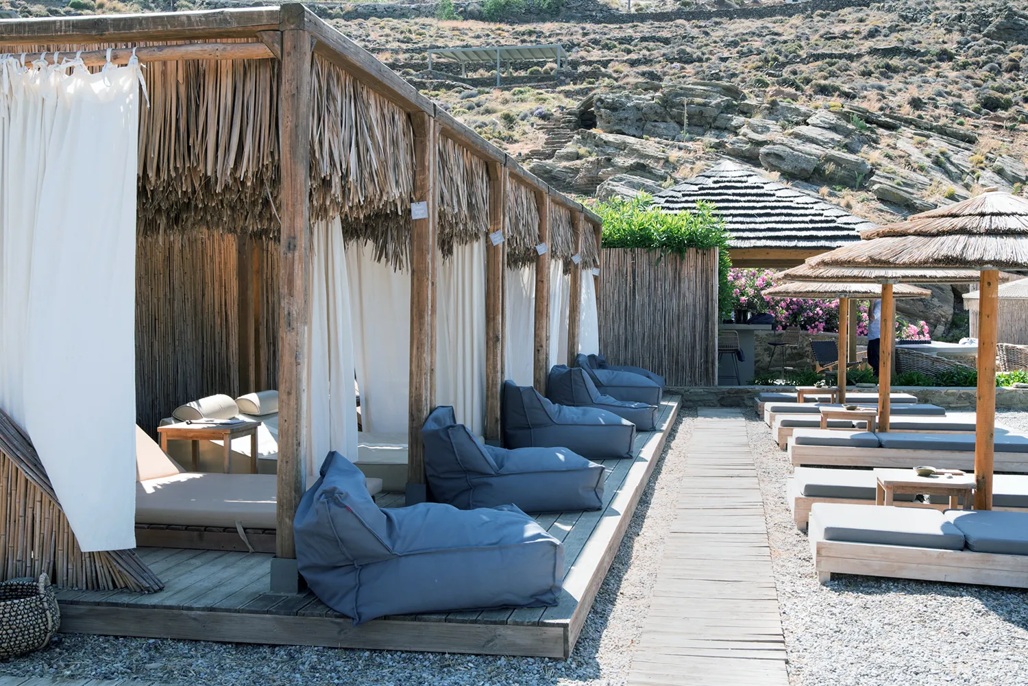 Bianco: Ενα εστιατόριο σε μια παραλία στην Τήνο για στιγμές που ονειρευόμαστε όλη τη χρονιά