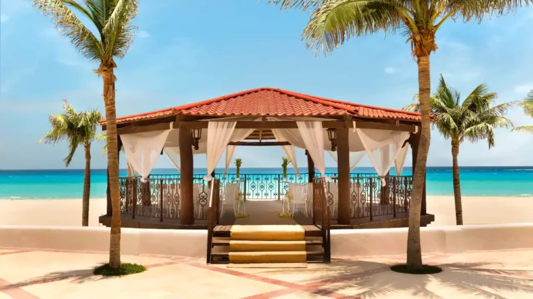 Γιατί όλοι προτιμούν τα all-inclusive ξενοδοχεία; – Η απόλυτη κυριαρχία του “όλα πληρωμένα”