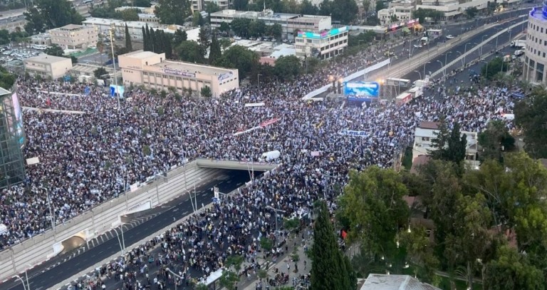 Πέρασε η δικαστική μεταρρύθμιση στο Ισραήλ παρά τις εκτεταμένες λαϊκές αντιδράσεις (tweets)