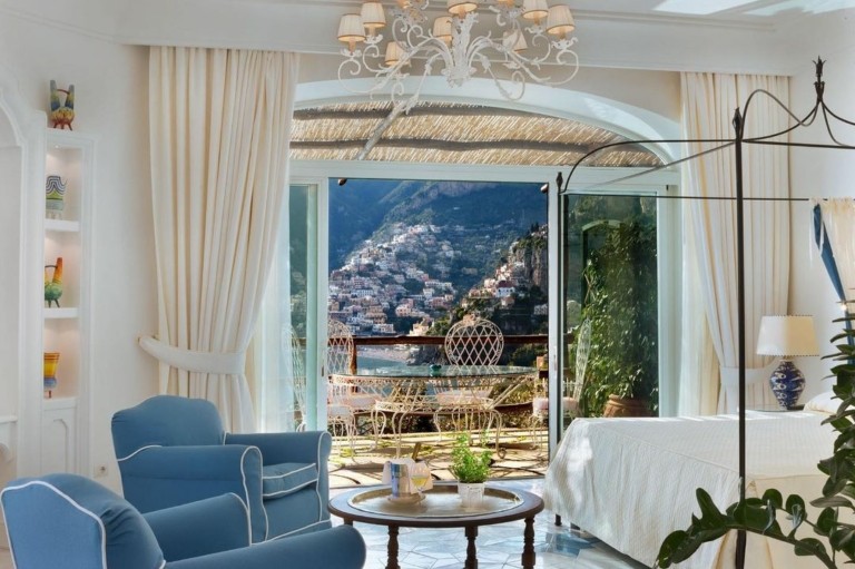 Η πιο περιζήτητη σουίτα στην κοσμοπολίτικη Costiera Amalfitana