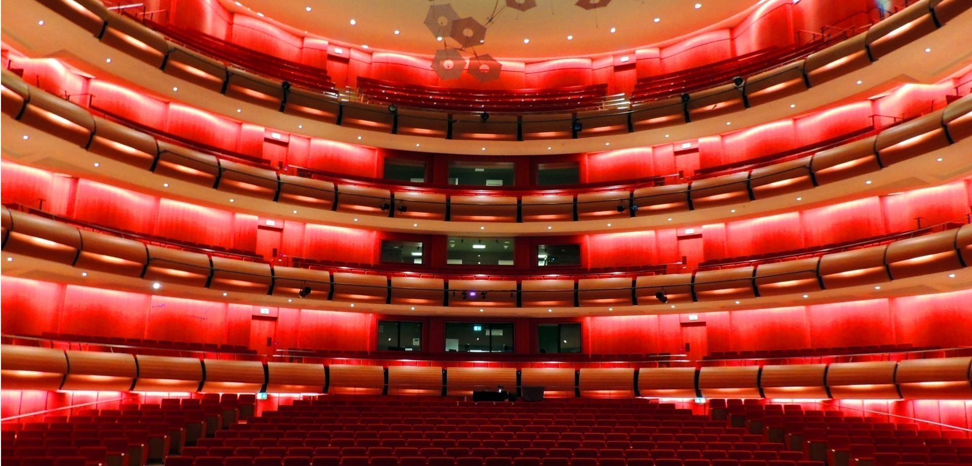 Εθνική Λυρική Σκηνή: Δωρεάν 1.500 θέσεις για ανέργους στη γενική δοκιμή του Ναμπούκκο