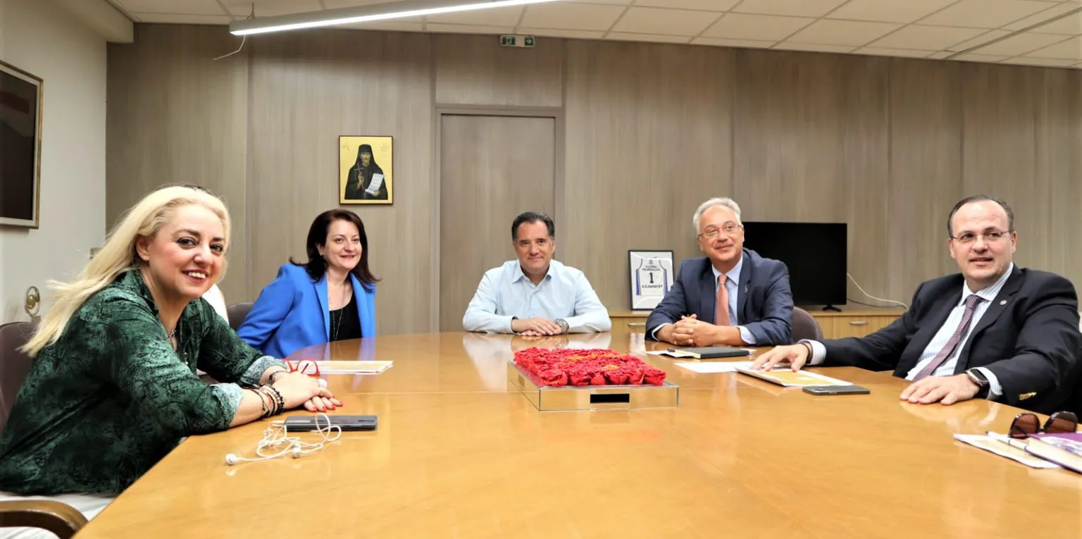 Η ψηφιακή κάρτα εργασίας στο επίκεντρο της συνάντησης Γεωργιάδη – Πιστιόλα