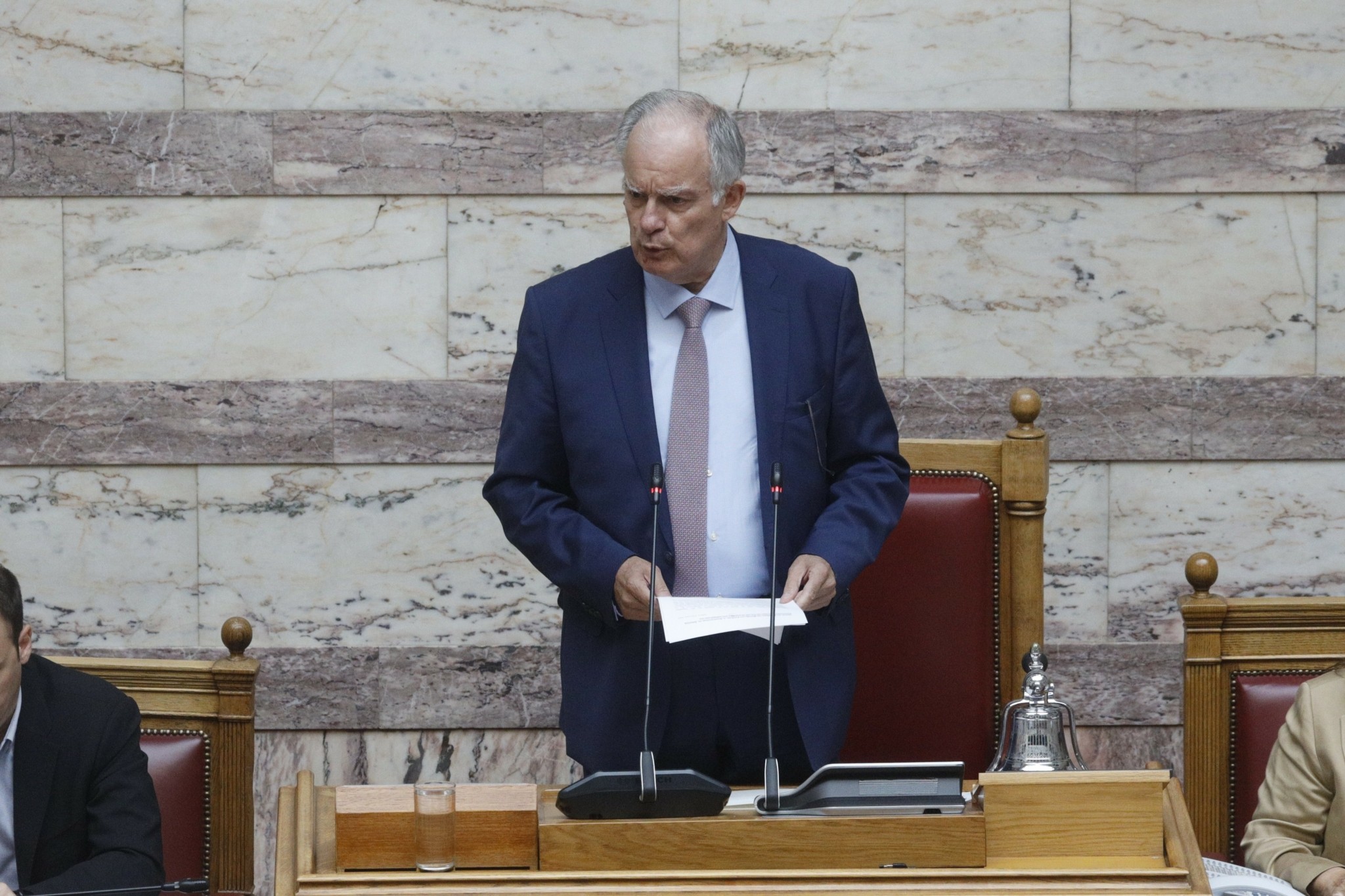 Βουλή: Εξελέγη Πρόεδρος ο Κωνσταντίνος Τασούλας με 249 ψήφους (pics) (upd)