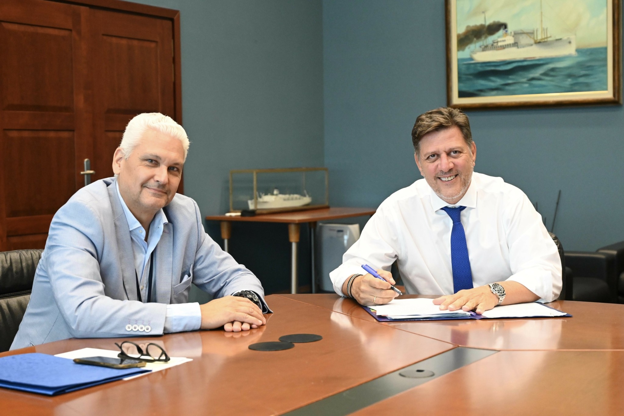 Παραχώρηση τριών drones στο Λιμενικό από την Περιφέρεια Δυτικής Ελλάδας