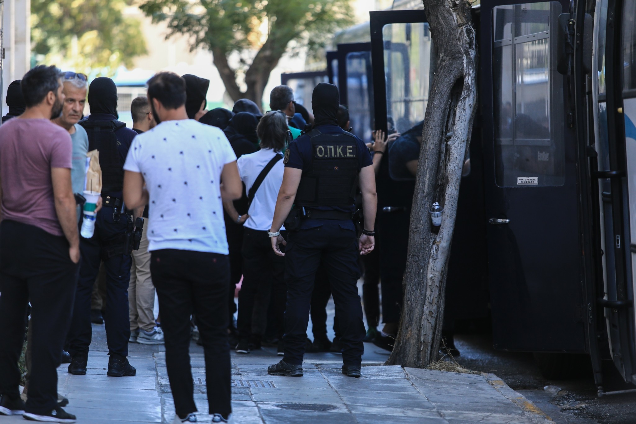 Δολοφονία Νέα Φιλαδέλφεια: Στο «μικροσκόπιο» τα κινητά των χούλιγκαν