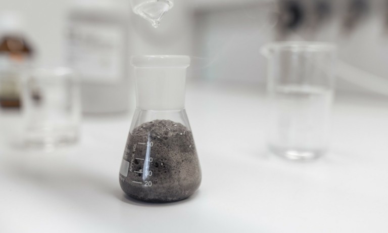 Πώς η κρίση στα σπάνια μέταλλα θα επηρεάσει την ηλεκτροκίνηση (pics)