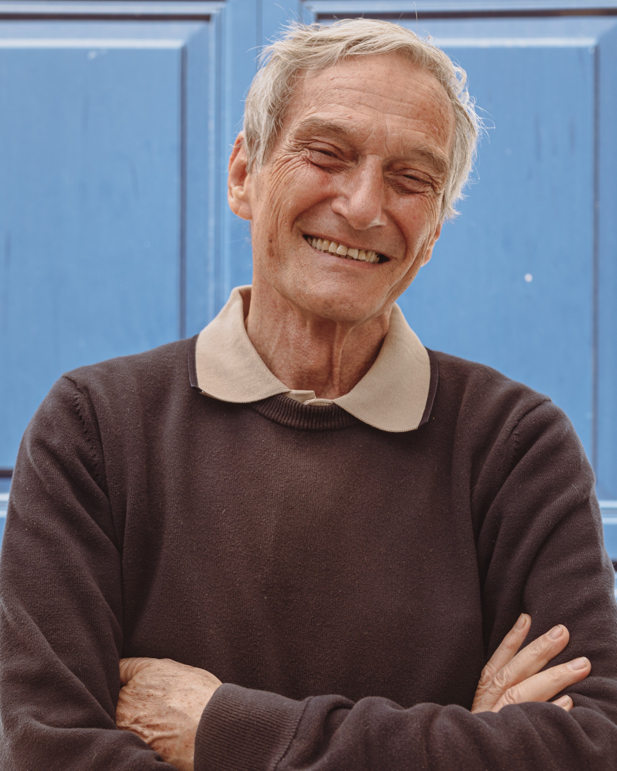 O Αγγλος που έφτιαξε το πεντάστερο μπουτίκ ξενοδοχείο στην μόνη αμμουδιά της Υδρας