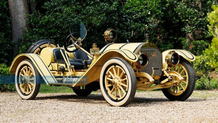 «Στο σφυρί» το πρώτο αμερικανικό sports car
