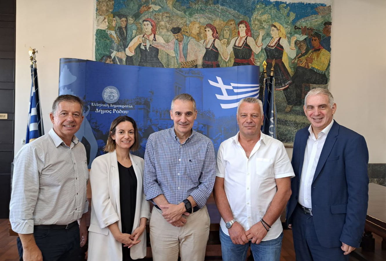 SKY express: Ισχυρή παρουσία στη Ρόδο ξανά (pic)