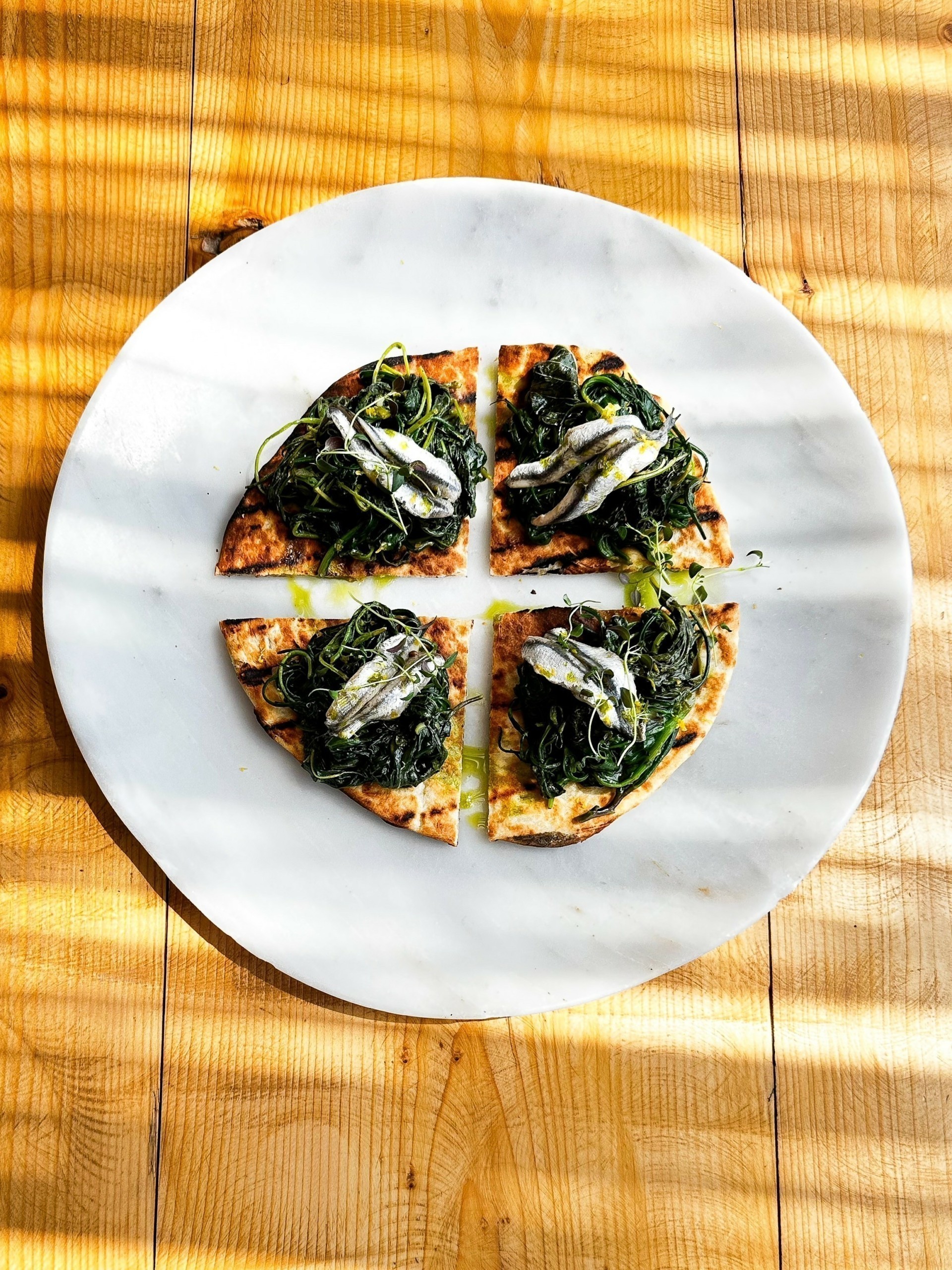 Qhera – Koρυφαία εμπειρία γαστρονομίας πάνω στα κύματα της Θηρασιάς