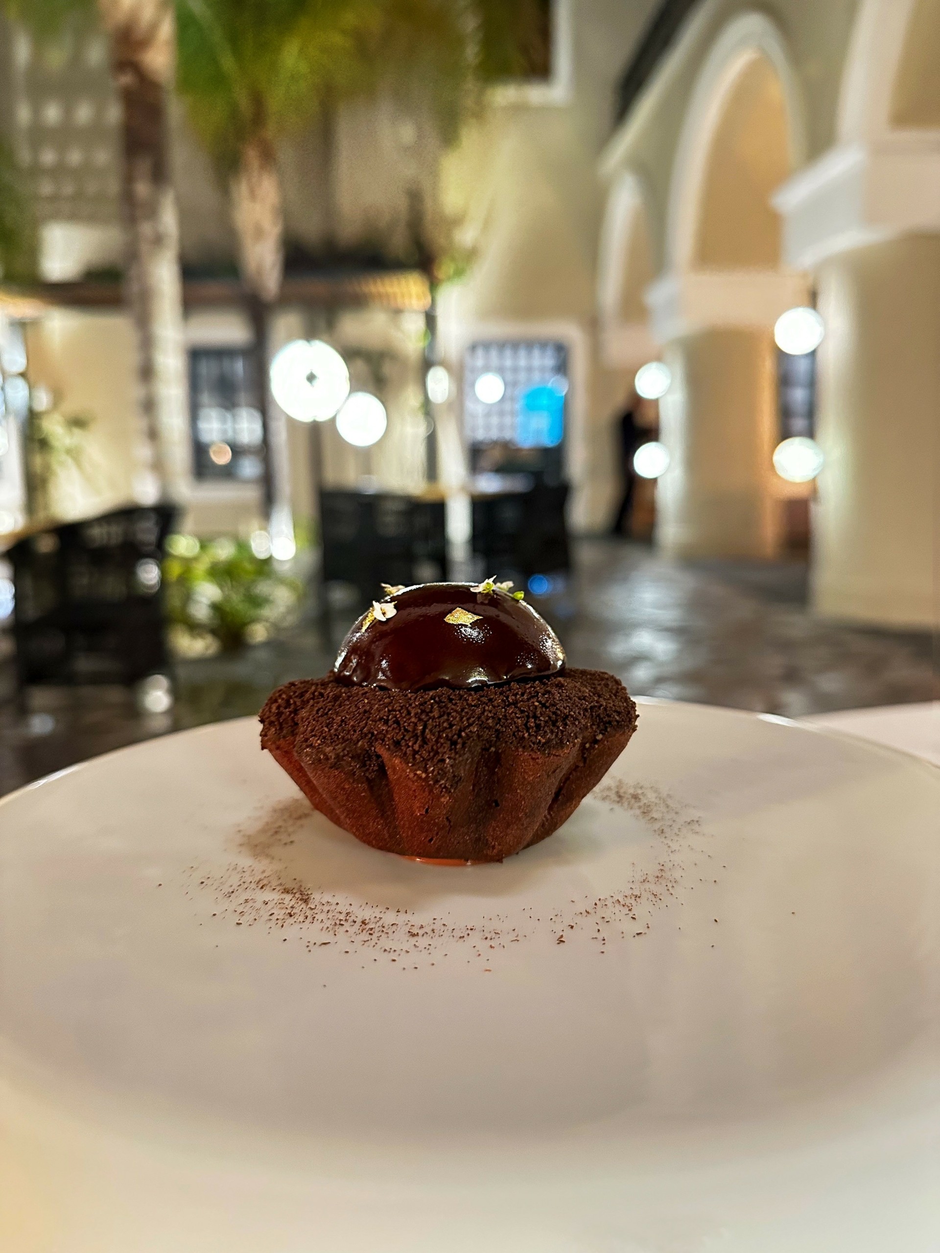 Selene: Δοκιμάζουμε το μενού του εμβληματικού εστιατορίου της Σαντορίνης