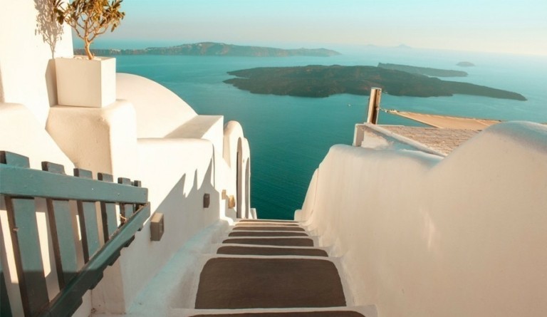 Daily Telegraph: Αυτοί είναι οι «10 τελευταίοι ανέγγιχτοι παράδεισοι» της Ελλάδας