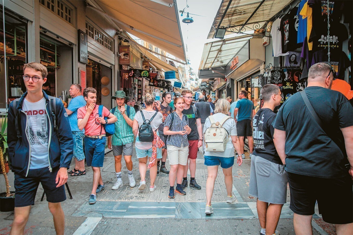 Τουρισμός: Στους τοπ προορισμούς η Ελλάδα – Ποιοι έρχονται για διακοπές και πόσα ξοδεύουν