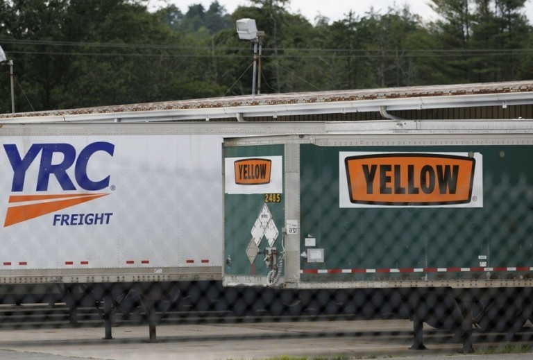 Yellow: Πώς οδηγήθηκε στην πτώχευση η πασίγνωστη μεταφορική εταιρεία