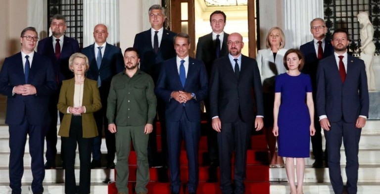 Μητσοτάκης: Δείπνο στους ηγέτες των Βαλκανίων και τους επικεφαλής της ΕΕ