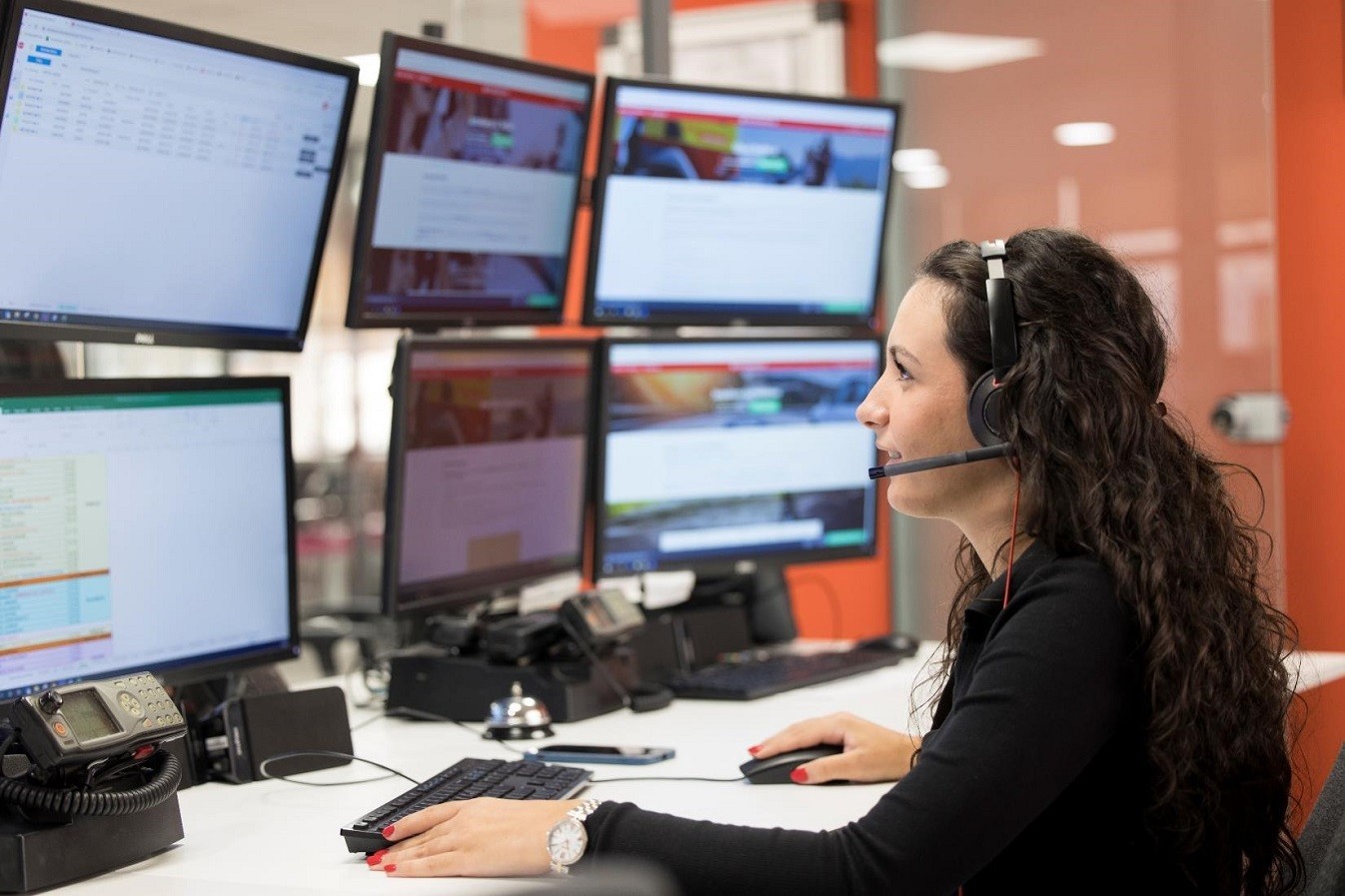 Interamerican: Έμπρακτη υποστήριξη σε φορείς, ασφαλισμένους και πολίτες των πυρόπληκτων περιοχών (pics)