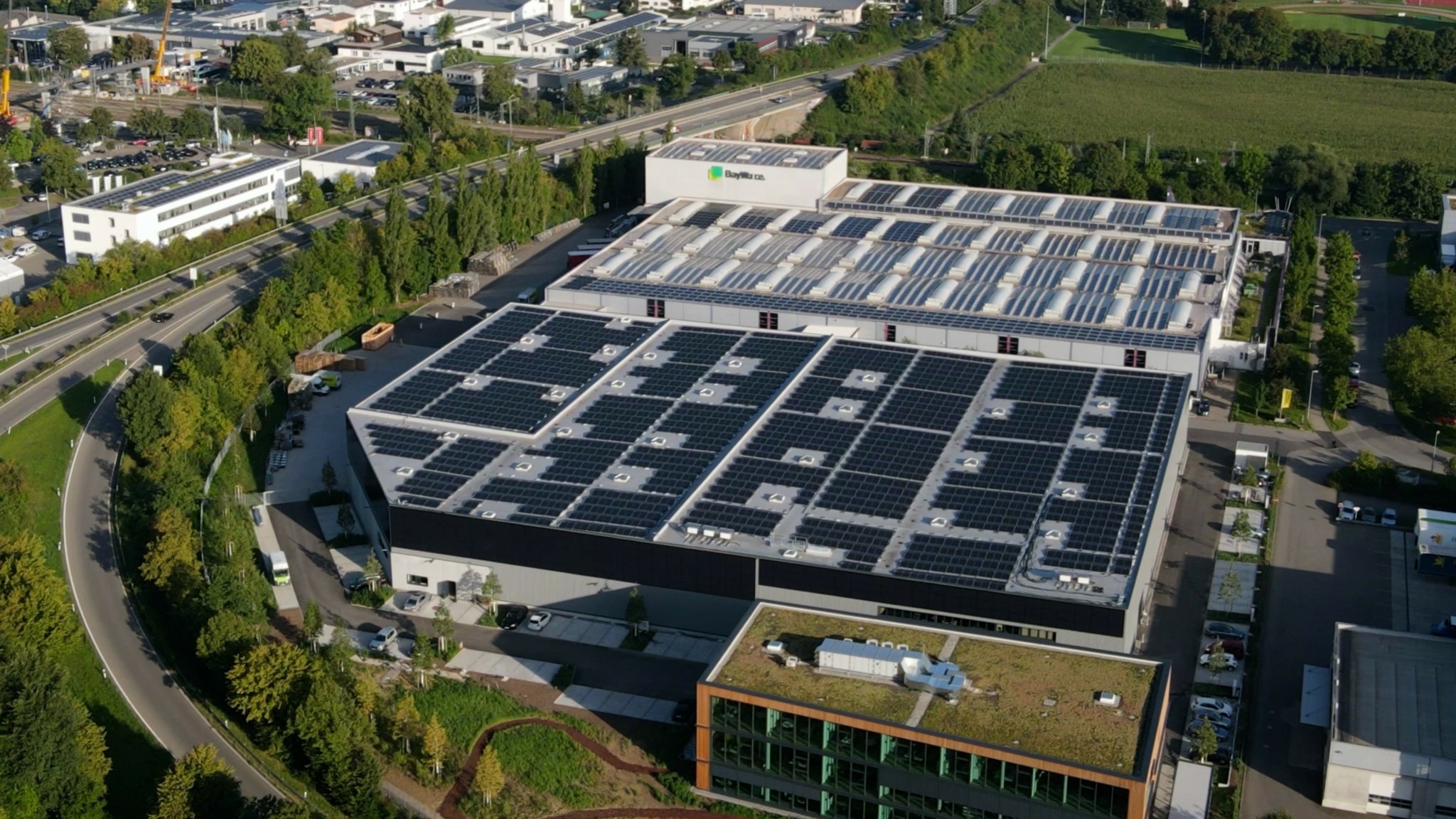 Η BayWa r.e. Solar Trade: Επέκταση στα κεντρικά γραφεία με νέες πράσινες εγκαταστάσεις (pic)