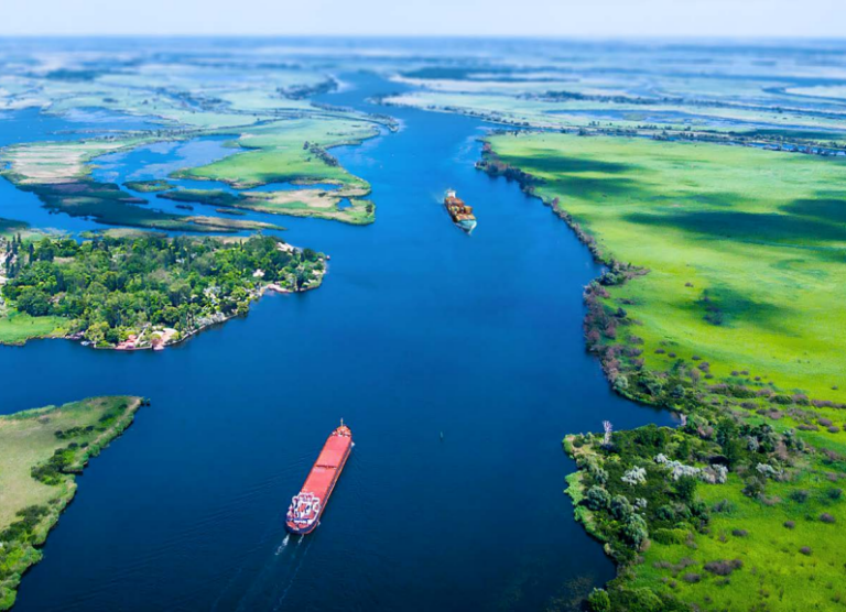 DNV: Τα κράτη πρέπει να επιτύχουν 10 χρόνια νωρίτερα το net zero (πίνακες)