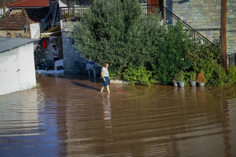 Πλημμυροπαθείς: Συνεχίζεται το έργο αποκατάστασης – Πάνω από 14.200 αυτοψίες σε Θεσσαλία και Στερεά Ελλάδα