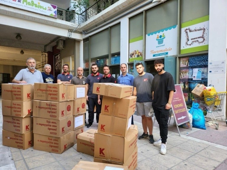 Κωτσόβολος: Στο πλευρό της Θεσσαλίας με το πρόγραμμα δωρεάς συσκευών «Δεύτερο Σπίτι» και ειδικές τιμές (pics + vid)